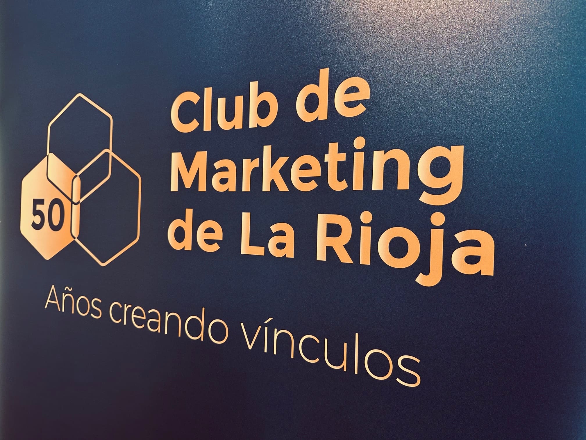 Crecemos contigo: los datos que impulsan nuestro presente y futuro